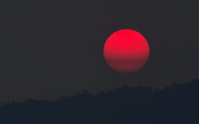 El sol rojo